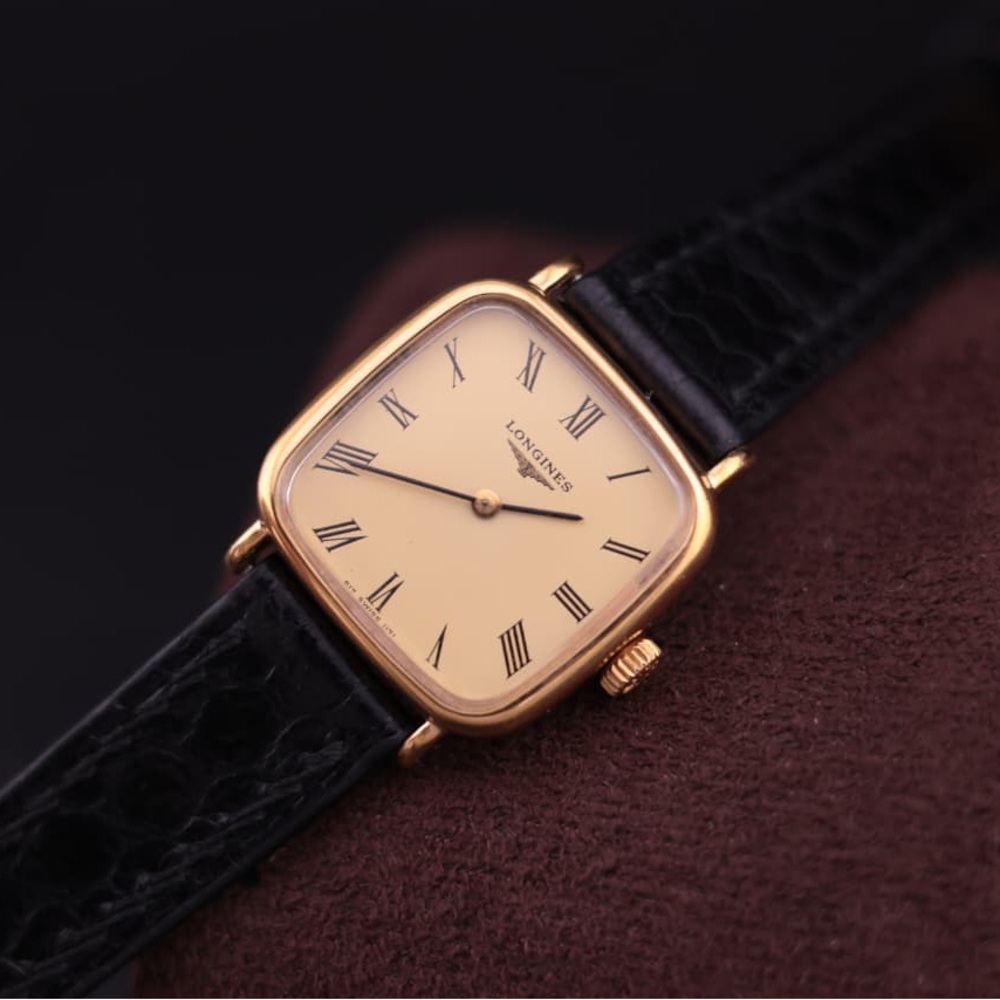 1980s Longines Women’s Dress Watch
Manual-Winding, Gold-Plated
Ref. No. 817-1171 - Picture 4 of 13